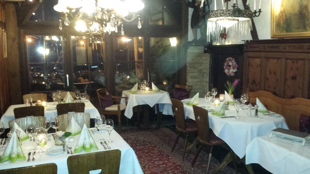Alte Schreinerei-Auberge Harlekin Randegg Екстериор снимка